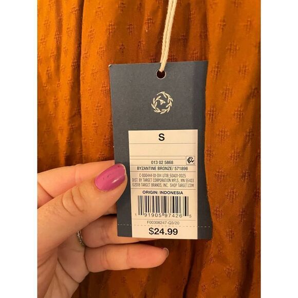 Universal threads NWT rusty orange smocked waist top small - Picture 3 of 11